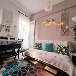 Happy House